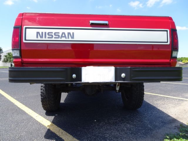 1986 Red Nissan Other Pickups