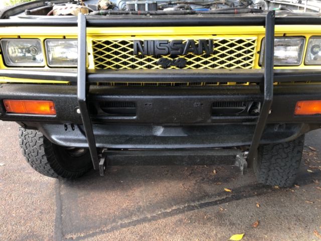 1986 Black Nissan Other Pickups