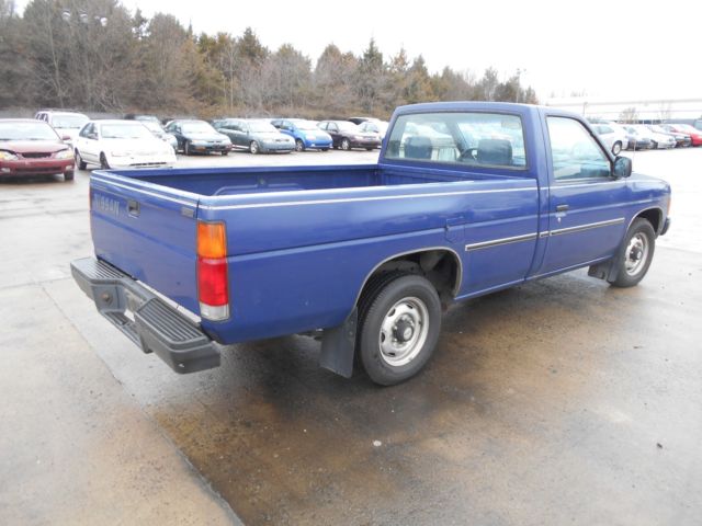 1986 Blue Nissan Pickup Pickup