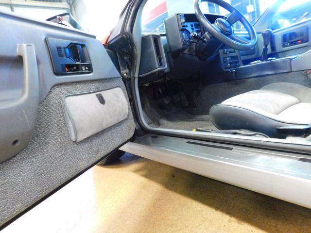 1986 Red Pontiac Fiero Coupe