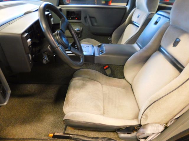1986 Red Pontiac Fiero Coupe