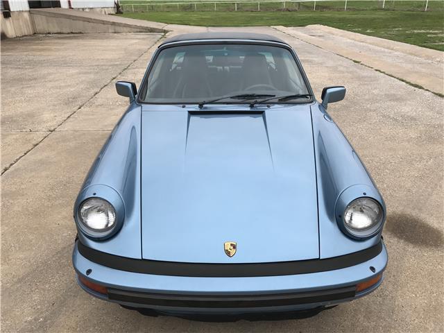 1986 -- Porsche 911 --