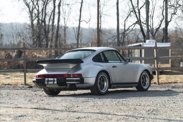 1986 Silver Porsche 911 Coupe