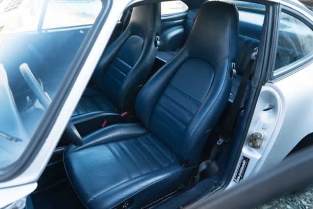 1986 Silver Porsche 911 Coupe