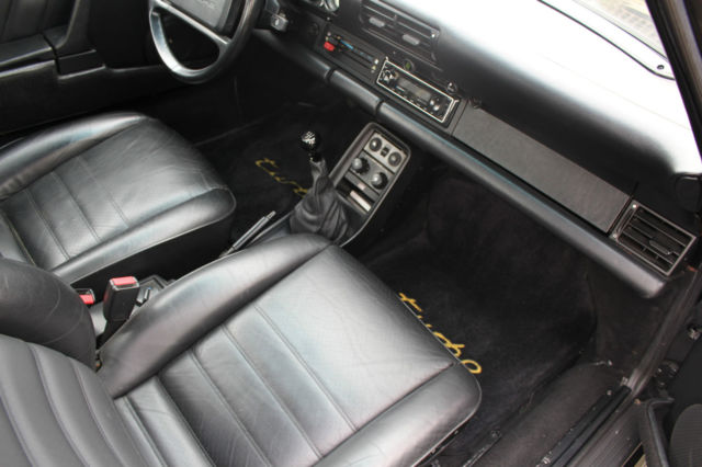 1986 White Porsche 930