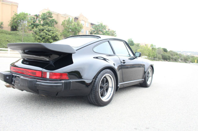 1986 White Porsche 930