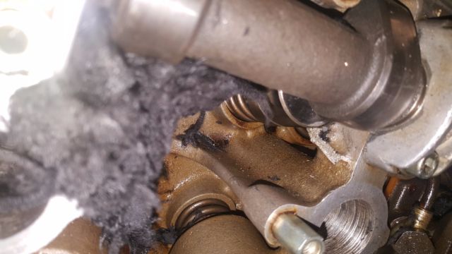 1986 Red Porsche 928 Coupe