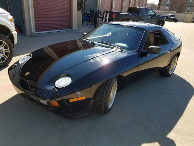 1986 Porsche 928 Coupe