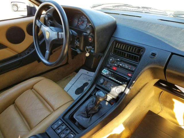 1986 Porsche 928 Coupe