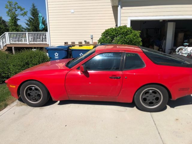 1986 Guards Red Porsche 944 Coupe