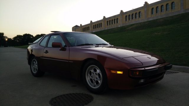 1986 Burgundy Porsche 944 Coupe