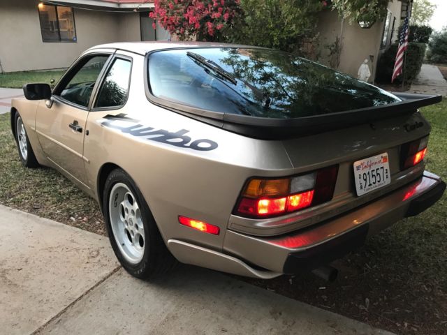1986 White Gold Porsche 944 Hatchback