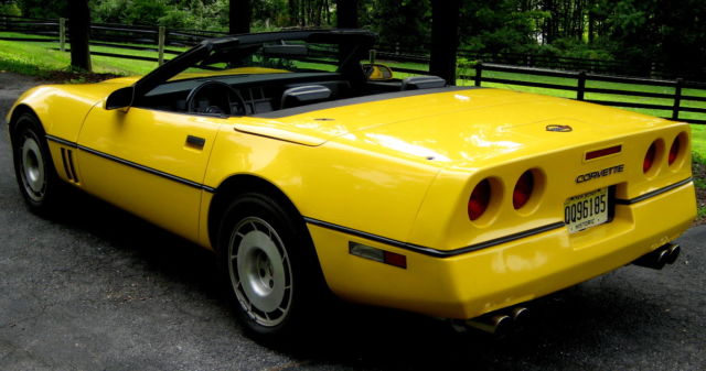1986 Yellow Chevrolet Corvette Convertible