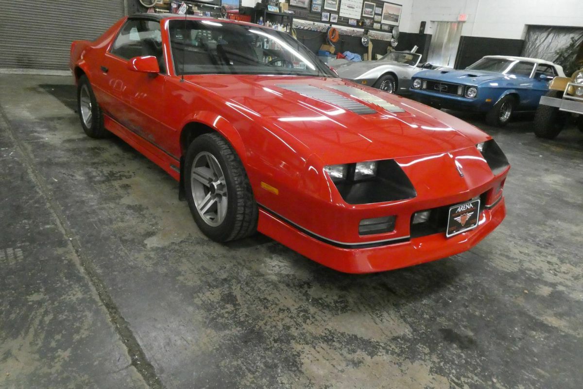 1986 Red Chevrolet Camaro Coupe