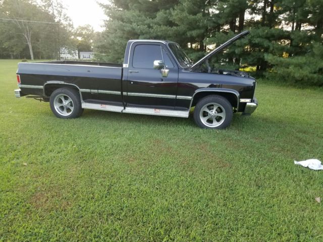 1986 Black Chevrolet Silverado 1500 Standard Cab Pickup