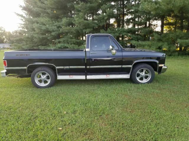 1986 Black Chevrolet Silverado 1500 Standard Cab Pickup
