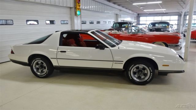 1986 White Chevrolet Camaro Hatchback