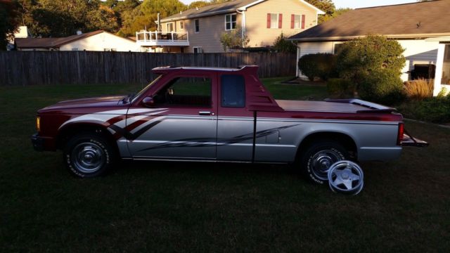 1986 Burgandy/Silver Chevrolet S-10 Extended Cab Pickup