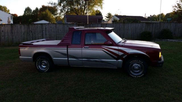 1986 Burgandy/Silver Chevrolet S-10 Extended Cab Pickup