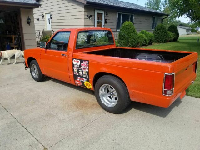 1986 Orange Chevrolet S-10 Standard Cab Pickup