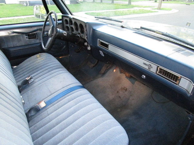 1986 Blue Chevrolet Silverado 1500