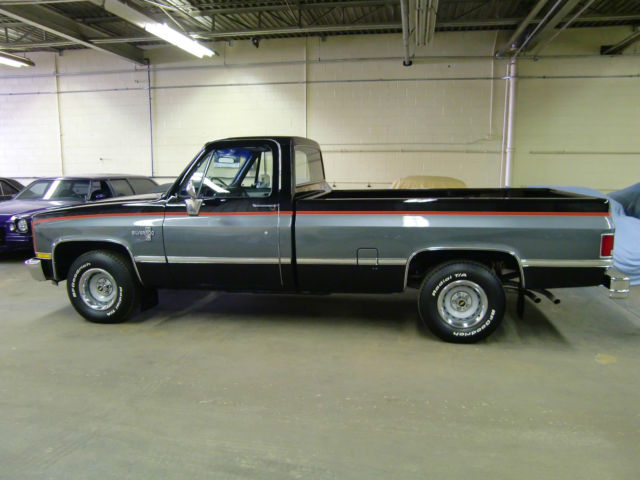 1986 Black Chevrolet C-10 Standard Cab Pickup