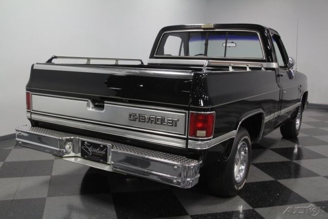 1986 Black Chevrolet C10