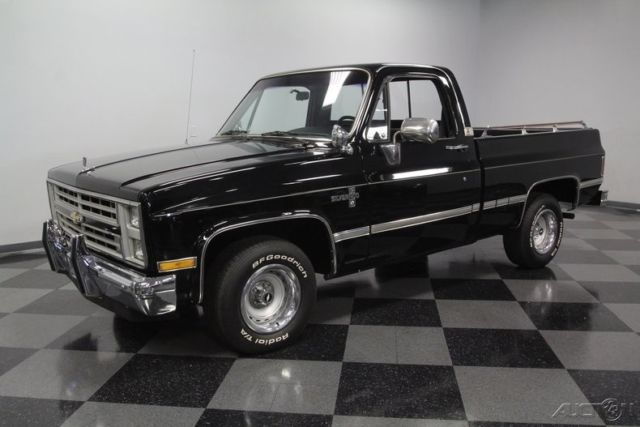 1986 Black Chevrolet C10
