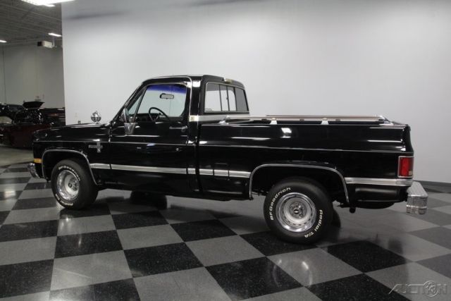 1986 Black Chevrolet C10