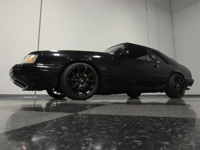 1986 Black Ford Mustang