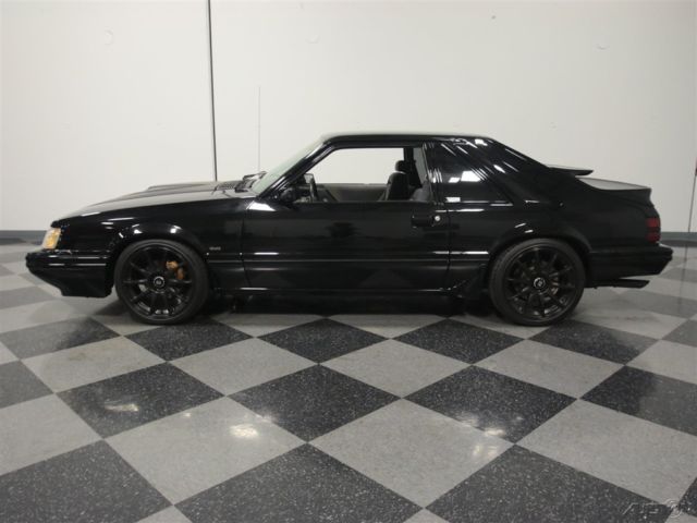 1986 Black Ford Mustang