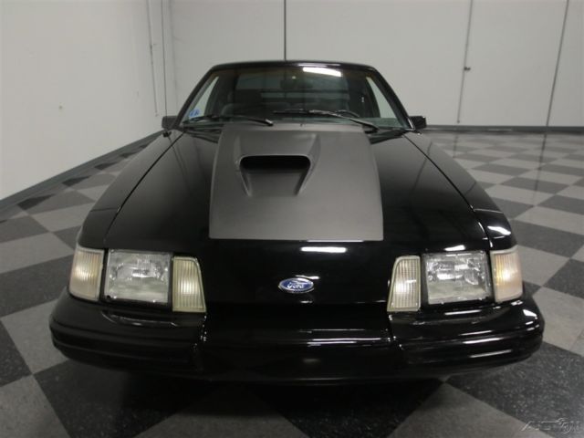 1986 Black Ford Mustang