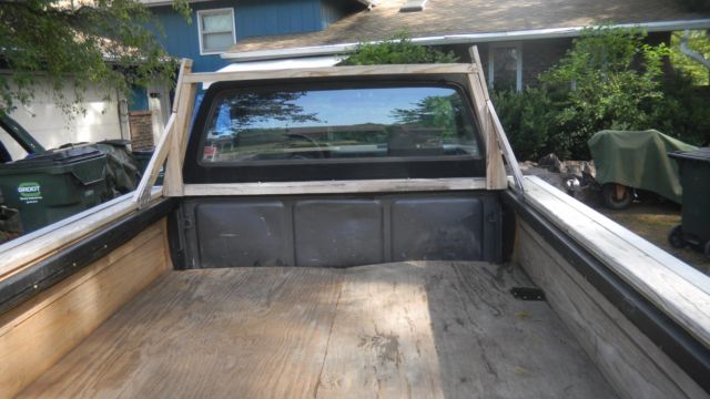 1986 Black Toyota 4x4 truck