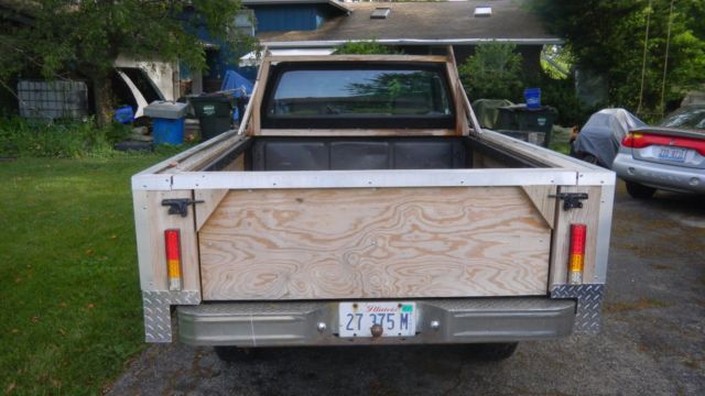 1986 Black Toyota 4x4 truck