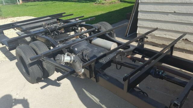 1986 Black Toyota Motor home chassis Cab & Chassis