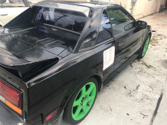 1986 Black Toyota MR2 Coupe