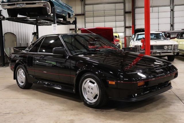 1986 Black Toyota MR2 Sedan