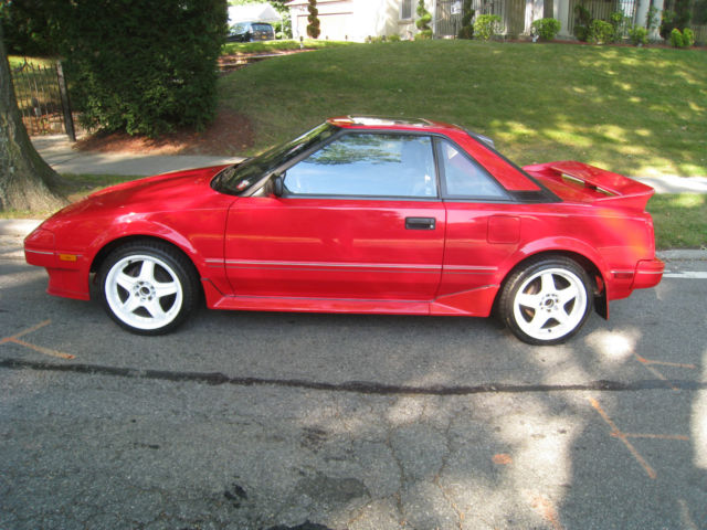 1986 Red Toyota MR2 Coupe