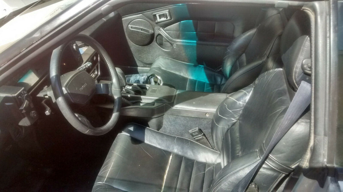 1986 Silver Toyota MR2 Coupe