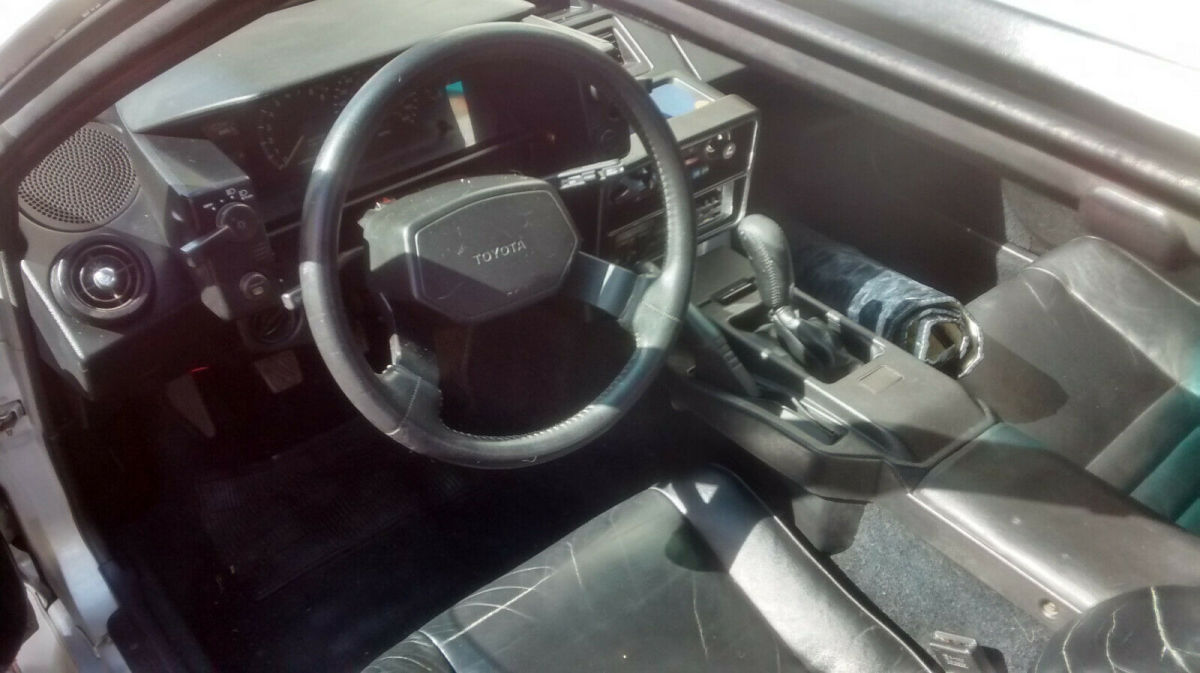 1986 Silver Toyota MR2 Coupe