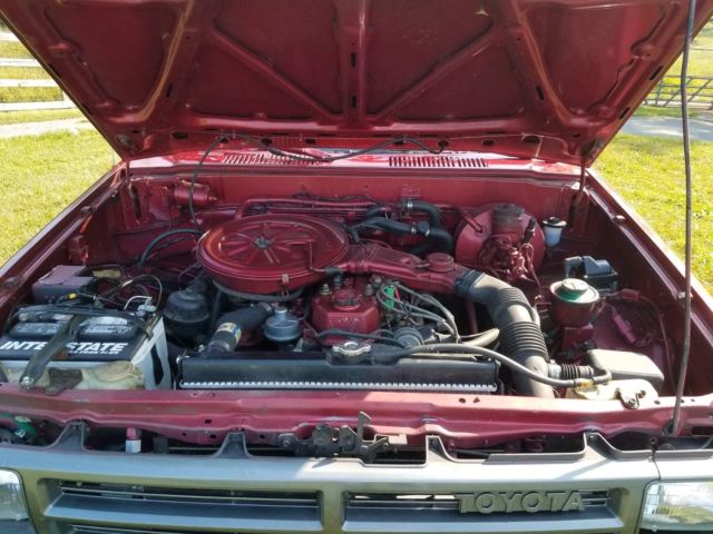 1986 Red Toyota 86 Extended Cab Pickup