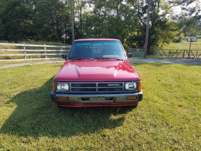 1986 Red Toyota 86 Extended Cab Pickup