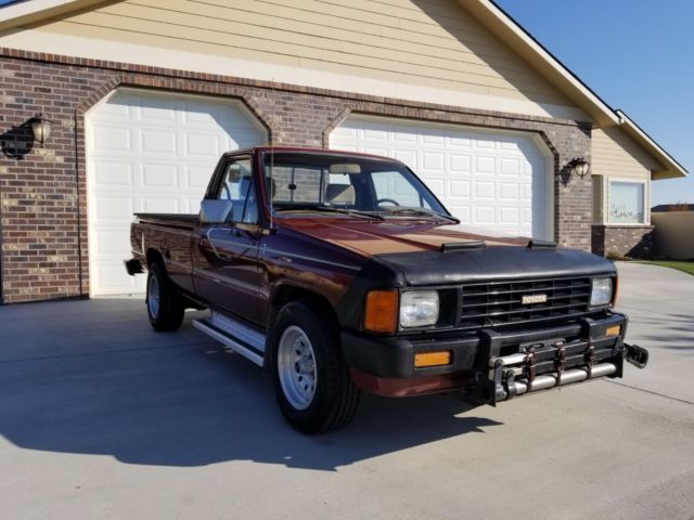 1986 maroon Toyota Other Standard Cab Pickup