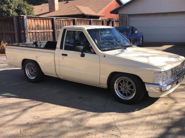 1986 Tan Toyota Pickup Standard Cab Pickup