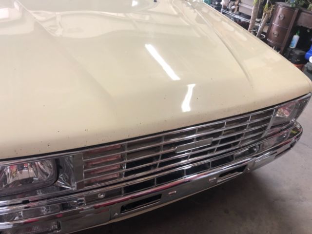 1986 Tan Toyota Pickup Standard Cab Pickup