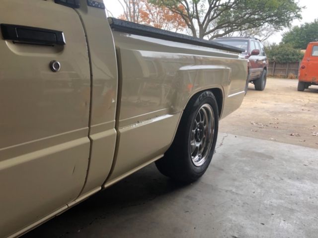 1986 Tan Toyota Pickup Standard Cab Pickup