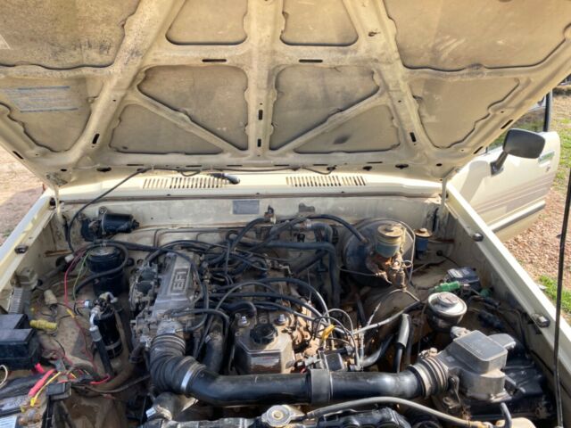 1986 Orange Toyota Sr5 4x4 Extended Cab Pickup