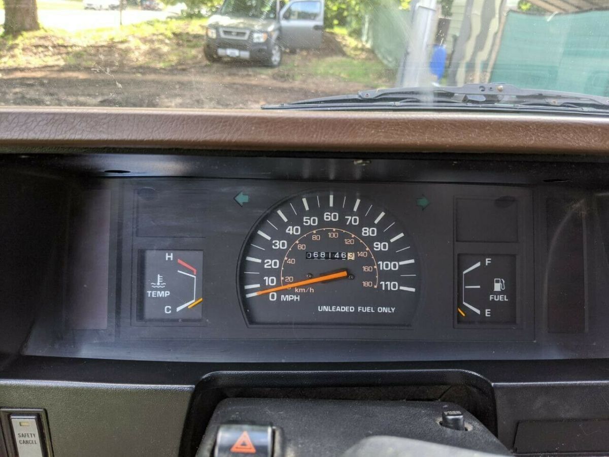 1986 Toyota Pickup Standard Cab Pickup