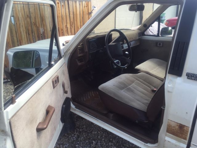 1986 Blue Toyota Other Pickup