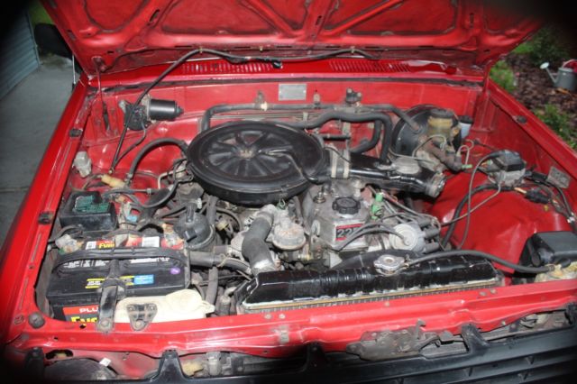 1986 Red Toyota PICKUP DX PIckup
